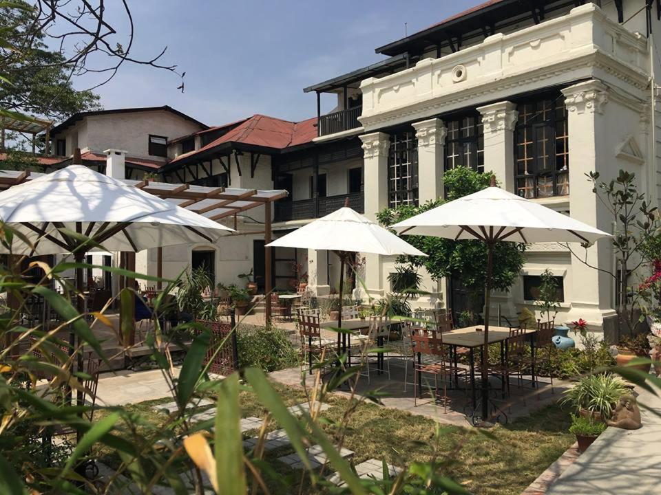 1905 Suites Restaurant Kathmandu Bagian luar foto
